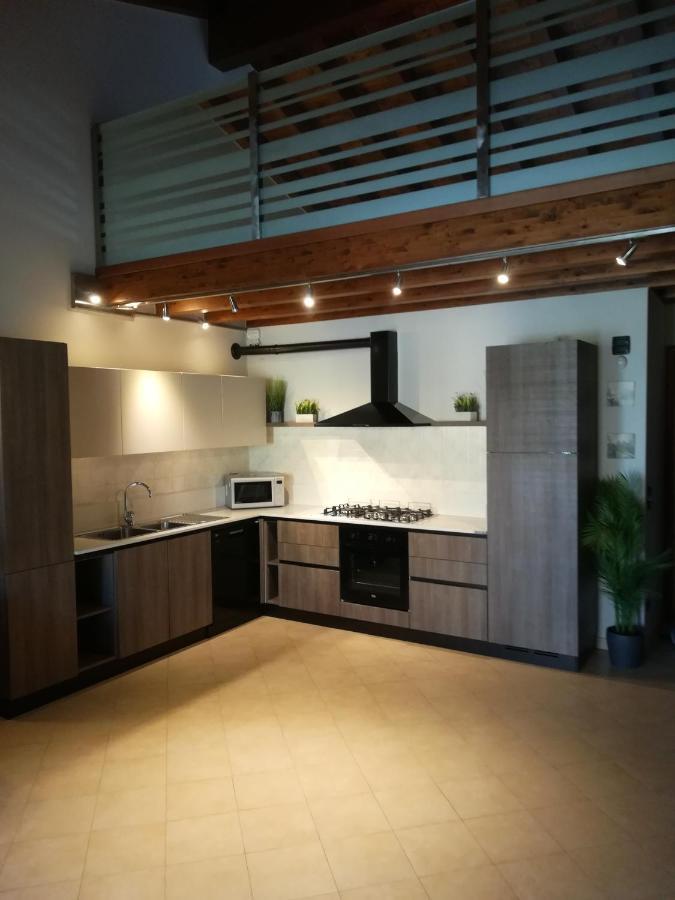 Casa Lorena Desenzano del Garda Luaran gambar