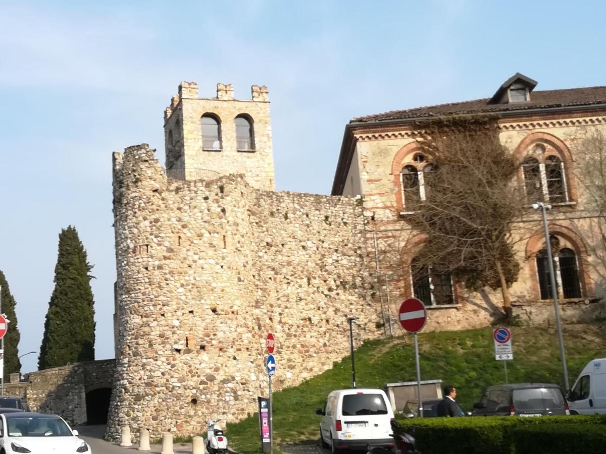 Casa Lorena Desenzano del Garda Luaran gambar