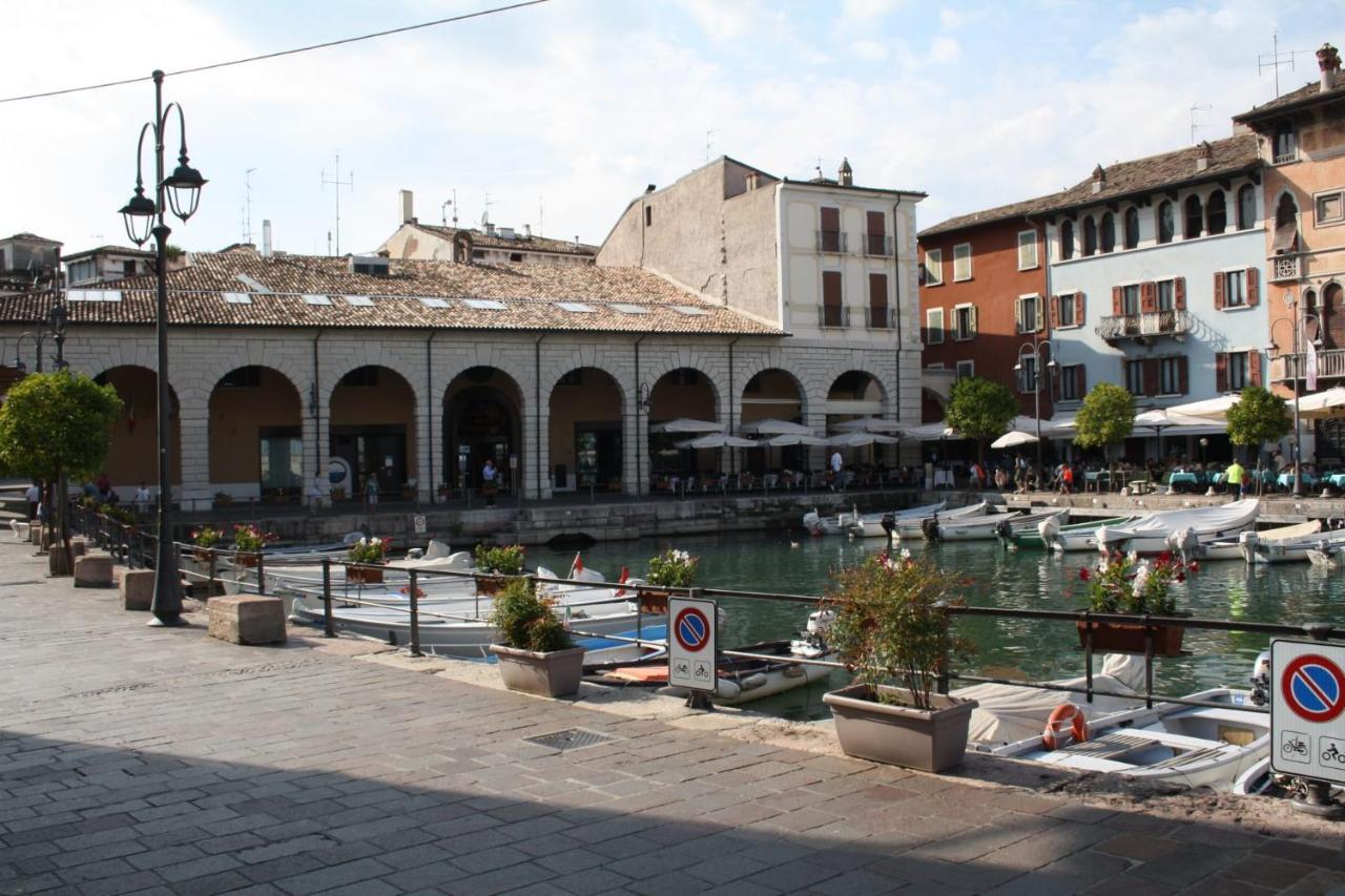 Casa Lorena Desenzano del Garda Luaran gambar